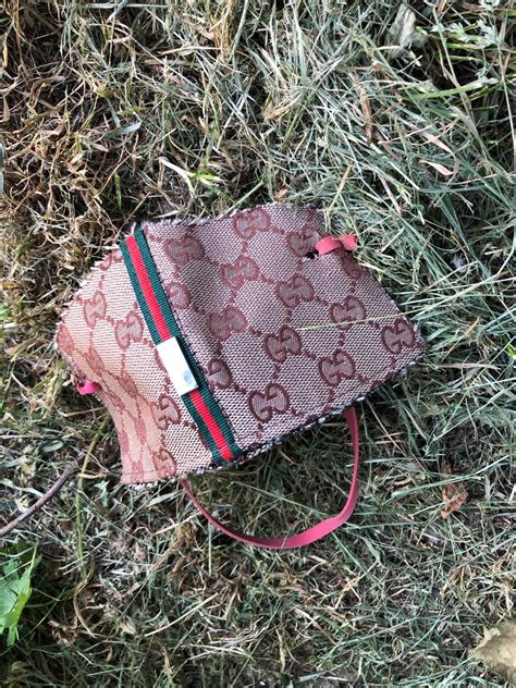 gucci corona